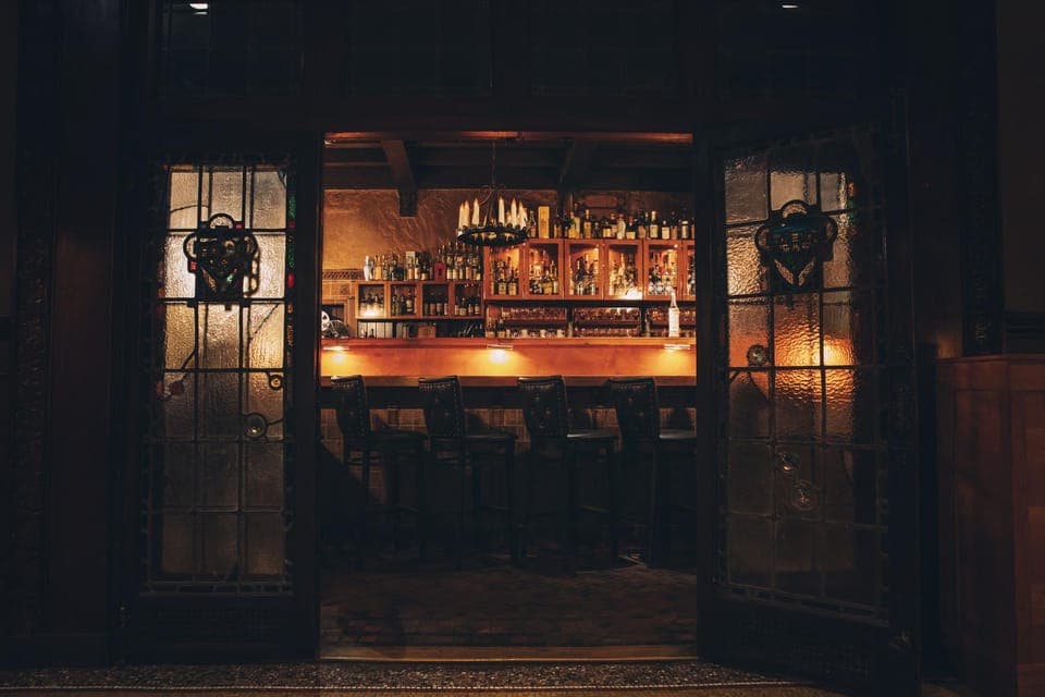 Ludwig's Hidden Speakeasy Cocktail VIP Tour Gallery Image 4