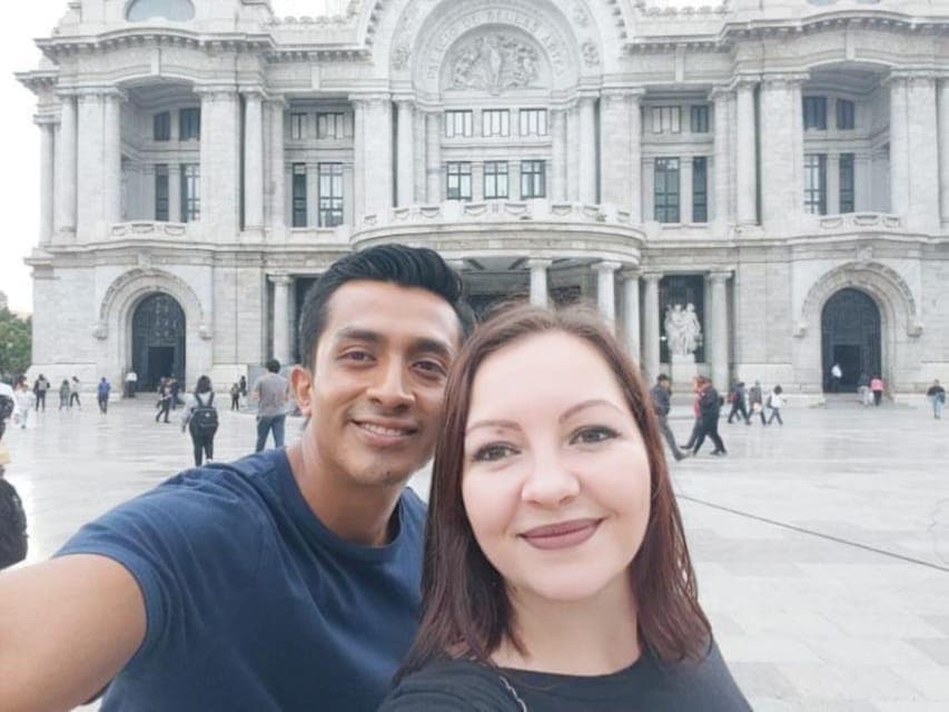 Zona Rosa Pub Crawl Experience Gallery Image 3