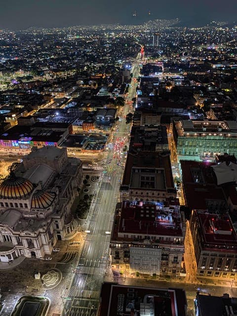 7. CDMX: Night Walking Tour of the City, with option to visit the Torre Latinoamericana - Image 7