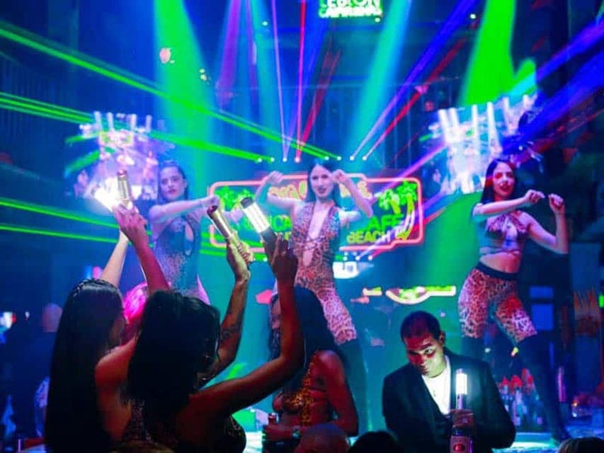 Miami Pub Crawl + Clubbing Experience Gallery Image 3