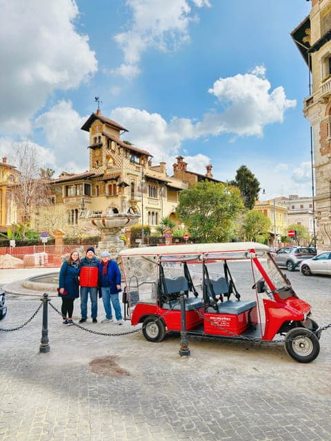Private Guided City Highlights Tour by Golf Cart Gallery Image 4
