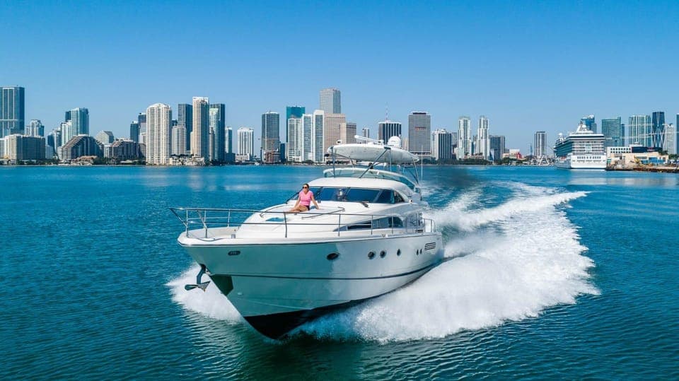 8. From North Bay Village: Private Boat Party with Champagne - Image 8