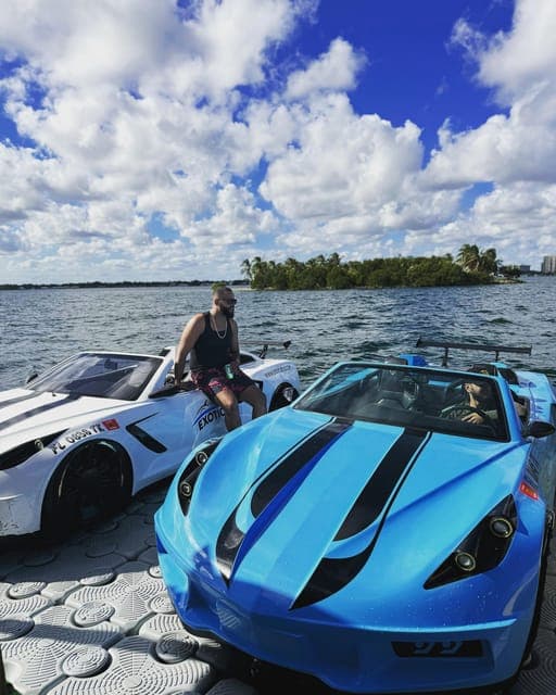 Miami Beach 1-HOUR JETCAR RIDE PLUS FREE 1-HOUR BOAT TOUR Gallery Image 3