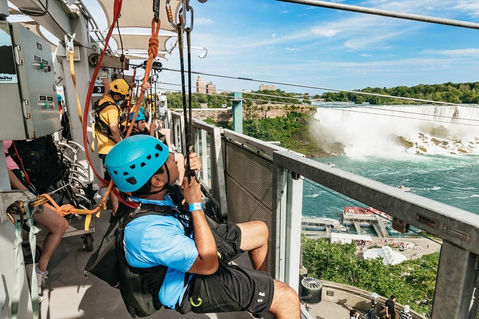 Niagara Falls, Canada: Zipline to The Falls Gallery Image 1