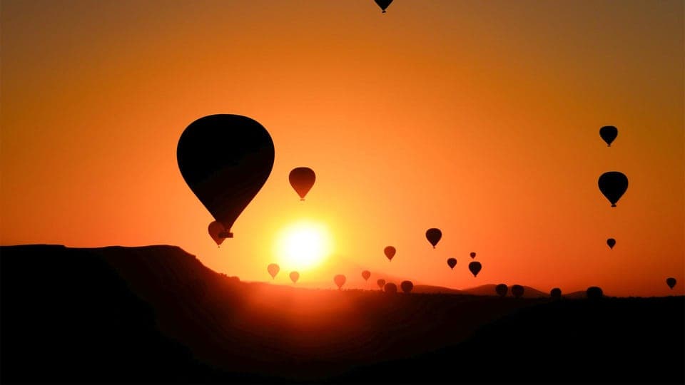 Fly over Teotihuacan in a hot air balloon - Image 5