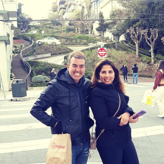 City Icons Tour by Metro & Foot Gallery Image 4