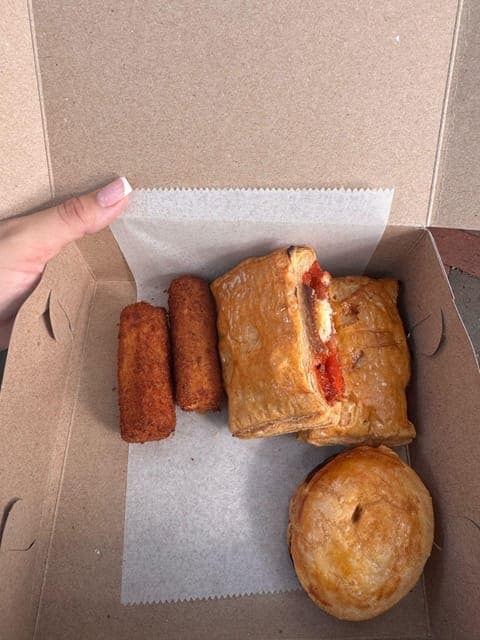 Little Havana walking food and salsa tour Gallery Image 2