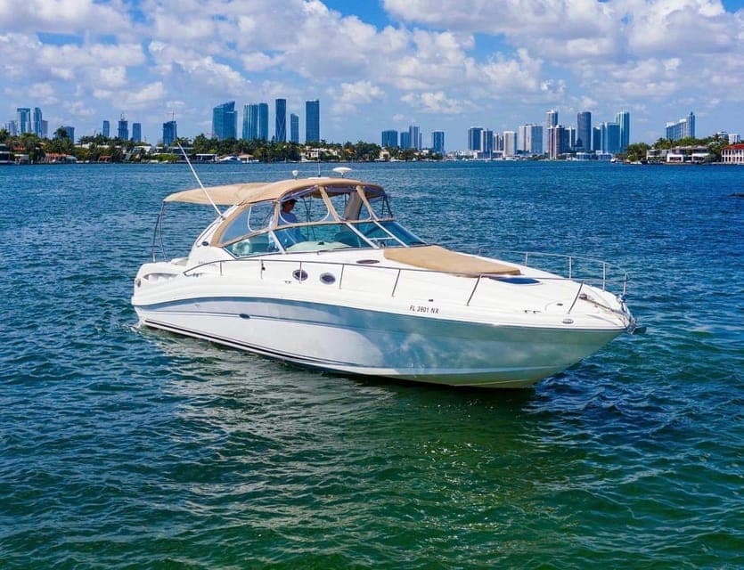 Tour of the city of Miami and its beautiful sunset Gallery Image 2