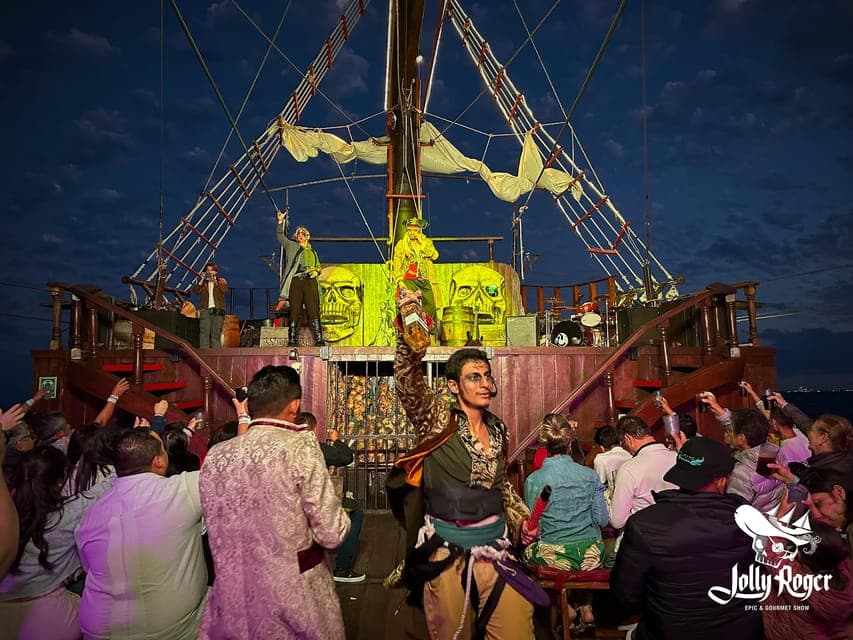 Jolly Roger Pirate Dinner Cruise 2025 Gallery Image 4