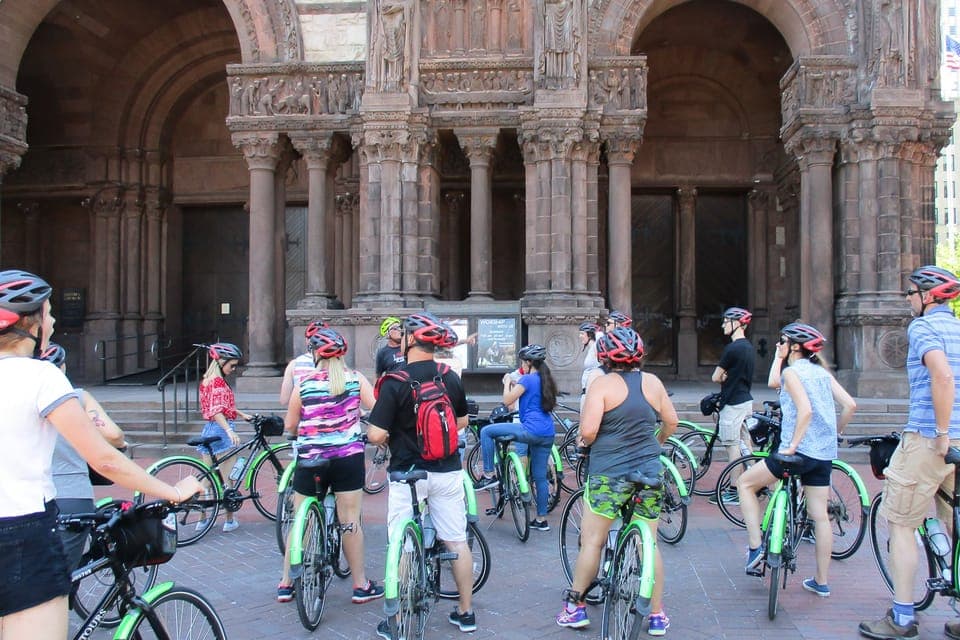 2.5-Hour City View Bike Tour Gallery Image 3