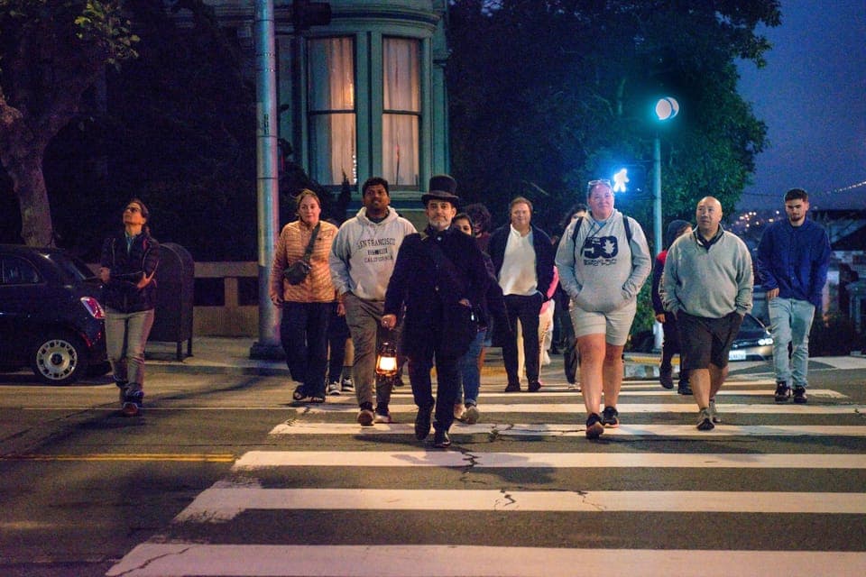 San Francisco Ghost Hunt: Haunted History Walking Tour - Image 2