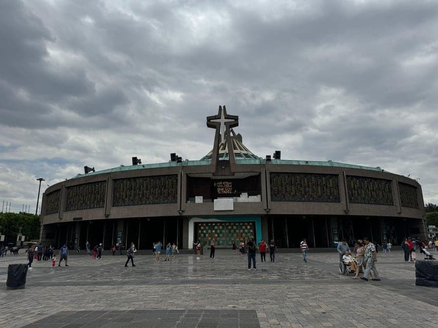 Basilica and Teotihuacan Pyramids Tour - Image 1