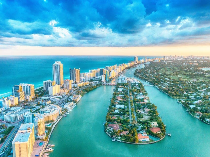 MIA Airport Private Transfer to Miami or Miami Beach Gallery Image 4