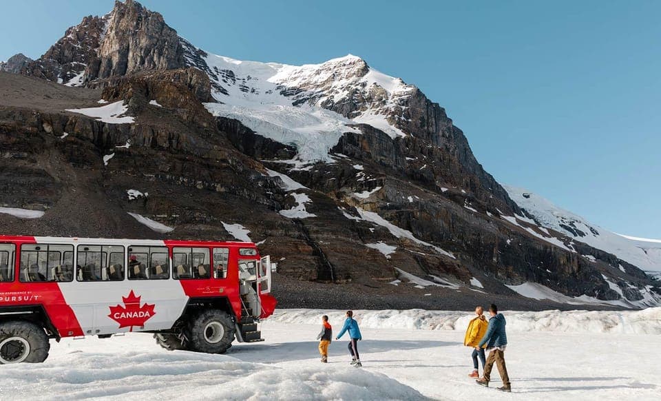 Columbia Icefield & Bow Lake & Peyto Lake Gallery Image 4
