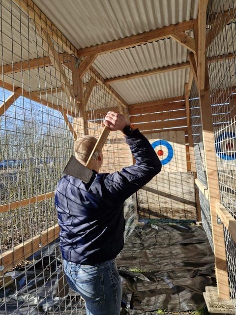 Axe Throwing in Amsterdam: Unleash Your Inner Warrior Gallery Image 3