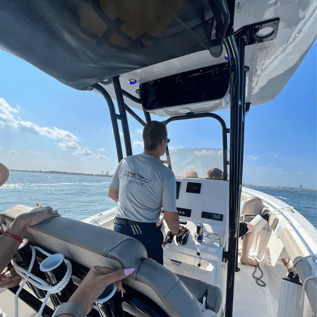 T/T Trilogy - 24’ Family Sportsman Gallery Image 2