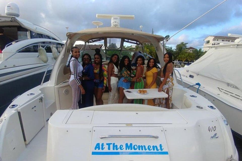 Cancun: Private Yacht Tour to Isla Mujeres Snorkel #GMBSR41 Gallery Image 4