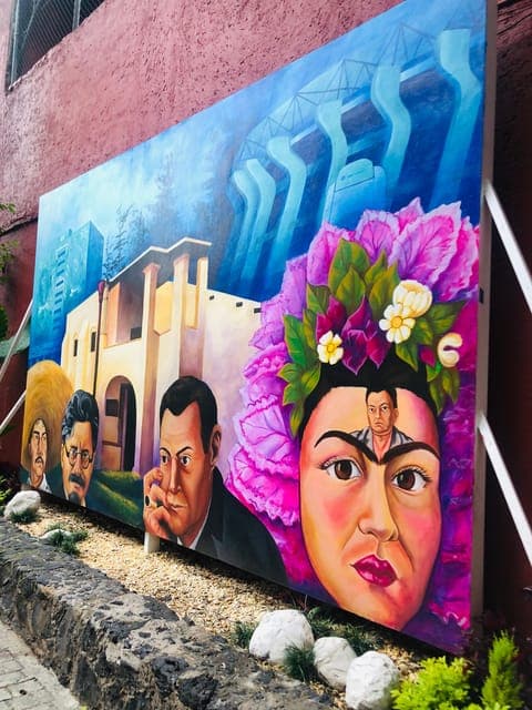 The Steps of Frida: Mexico City Gallery Image 4