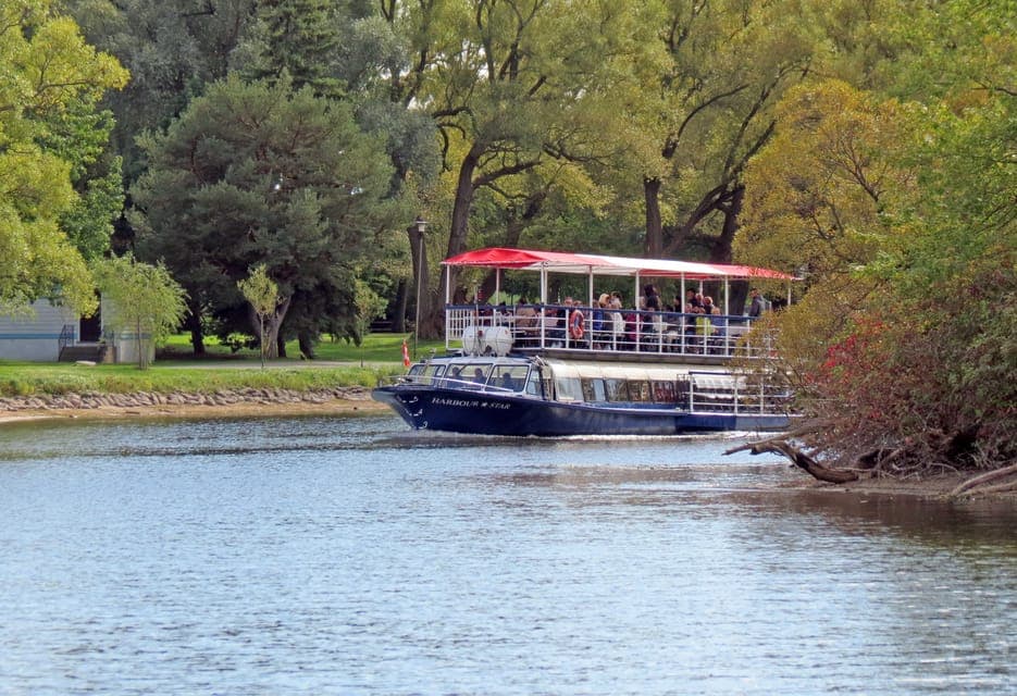29. Guided Harbour and Islands Sightseeing Cruise - Image 29