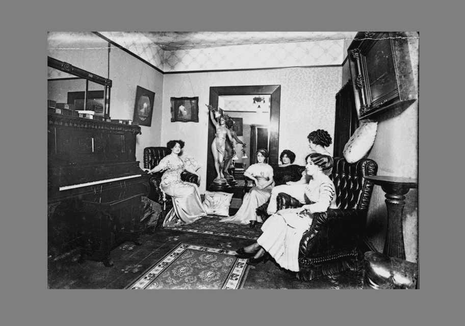 Six Women - A Historical Walking Tour Gallery Image 4