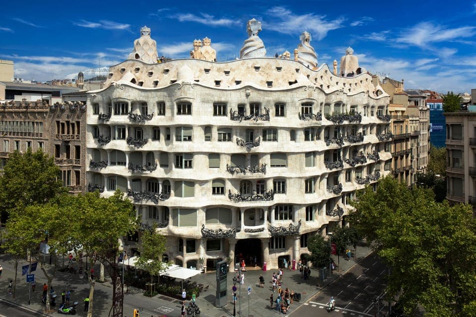 La Pedrera-Casa Milà Ticket & Audio Guide Option - Image 6