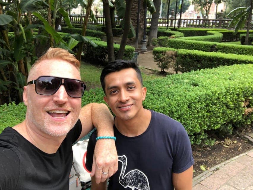 Zona Rosa Pub Crawl Experience Gallery Image 2