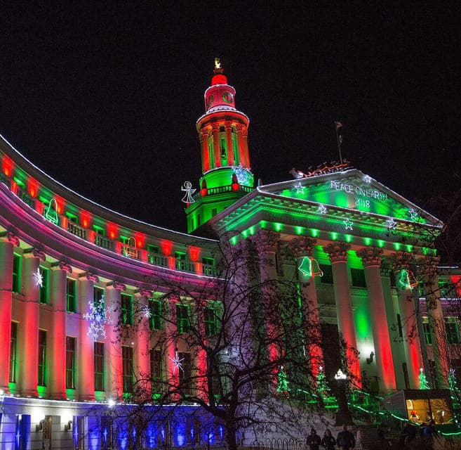 11. Holiday Lights & Sights Bus Tour - Image 11