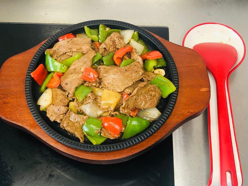 Online Cooking Class Pepper Steak Great for Team Building Gallery Image 3