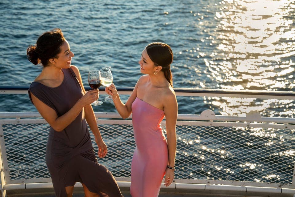 City Cruises Long Beach: Dinner Cruise with Buffet and DJ Gallery Image 3