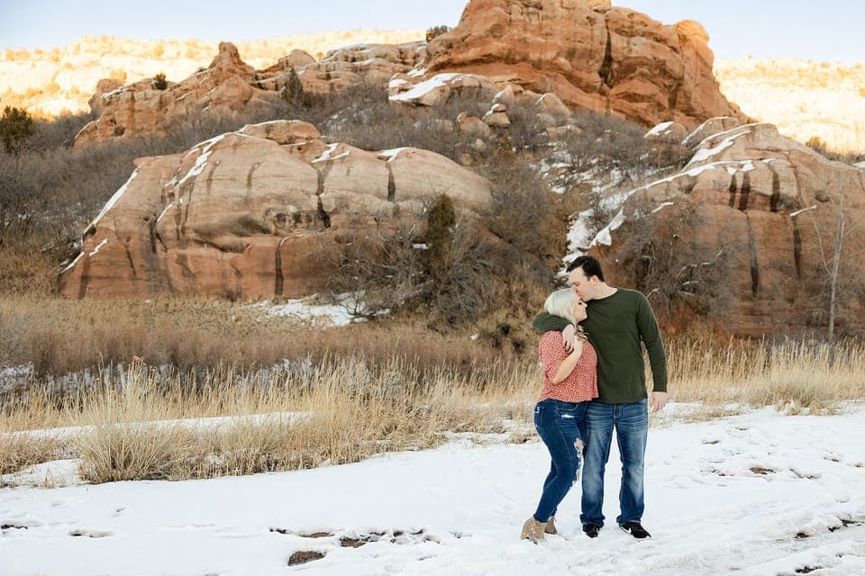 Scenic Photoshoot in Denver's Foothills Gallery Image 1