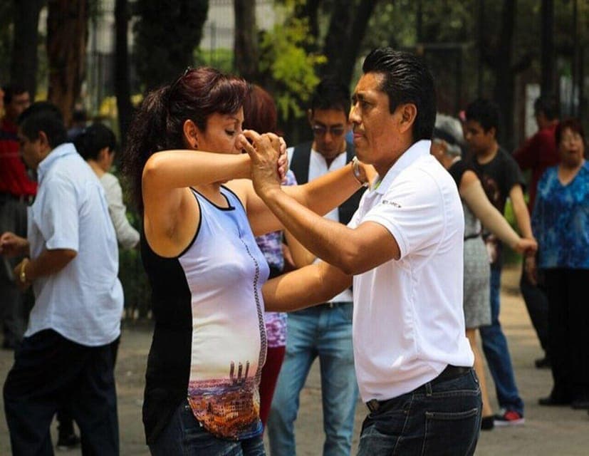 Playa del Carmen: Salsa/Bachata Private Class Gallery Image 1
