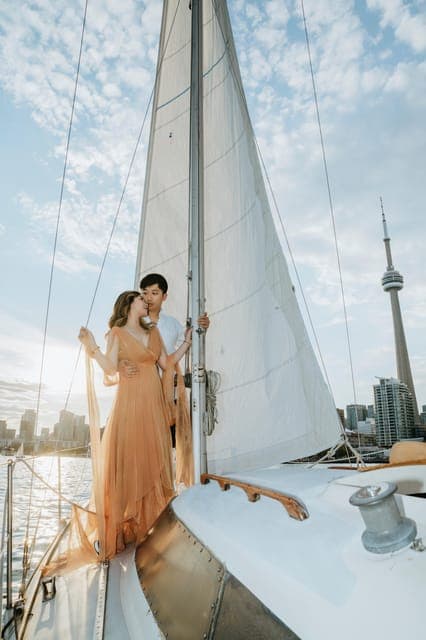 Private Sailing in downtown Toronto Gallery Image 1