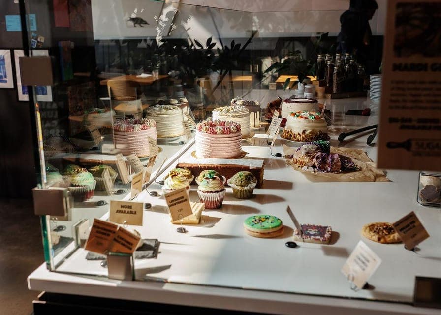 Noshes at the Space Needle: Ultimate Seattle Food & Culture Gallery Image 4