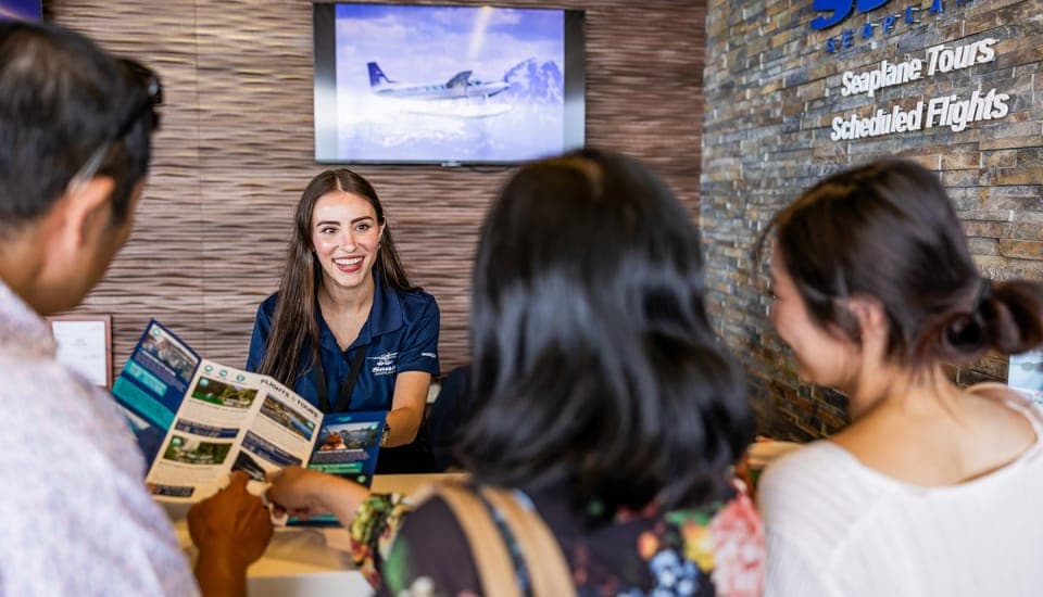 City Skyline Scenic Seaplane Flight Gallery Image 1