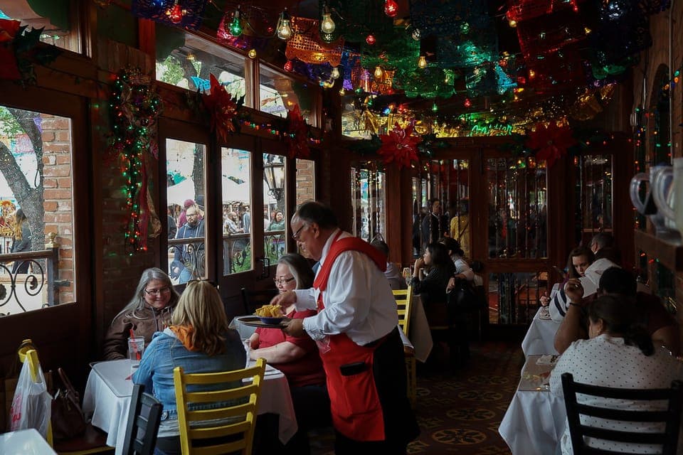 City Sightseeing Van Tour Gallery Image 2