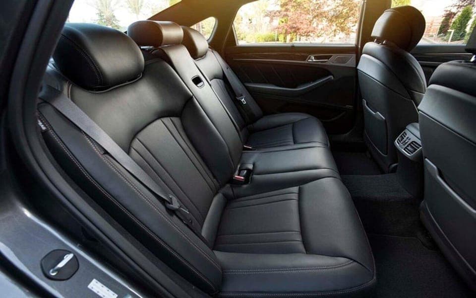 Half Day Luxury Car Chauffeur Service Gallery Image 4