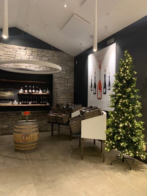 20. Wine & Cheese Afternoon Wine Tours in NOTL - Image 20