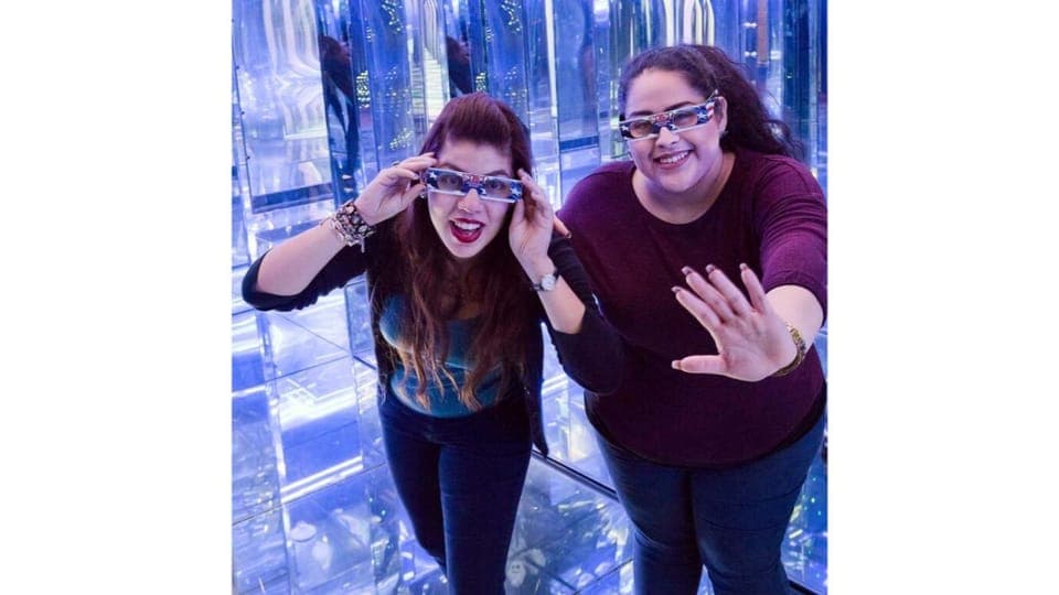 37. Mirror Maze and Escape Room Ticket - Image 37