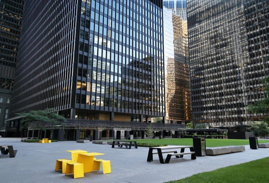 Toronto Couples Private Tour: Bustling Squares, Serene Parks Gallery Image 4