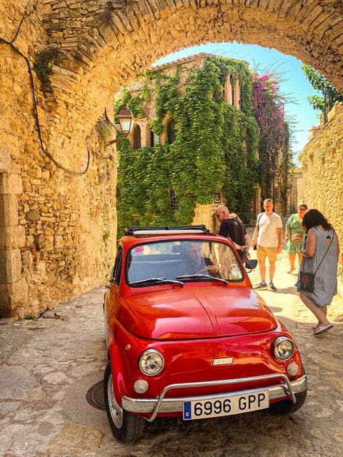 Small Group to Girona and Costa Brava Gallery Image 3