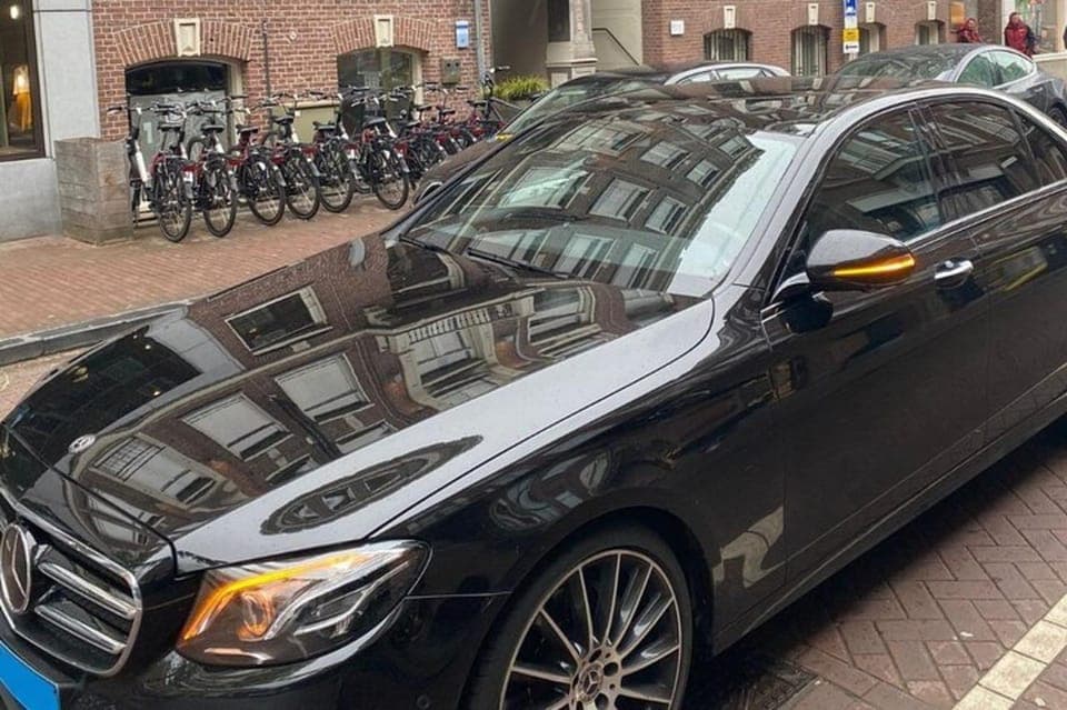 Private Transfer from Or To Schiphol Airport Gallery Image 4