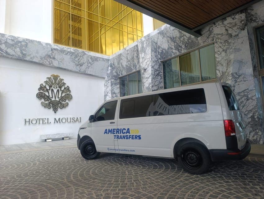 Cancun Airport: One-Way or Roundtrip Private Transfer Gallery Image 3