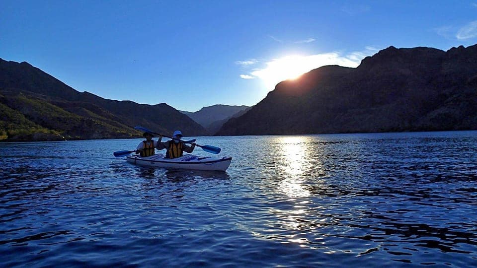 Twilight and Moonlight Paddle Experience Gallery Image 3
