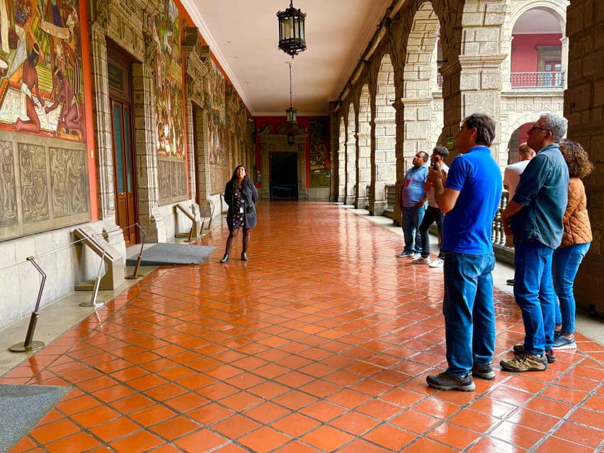 Private Art and Culture Tour Gallery Image 2