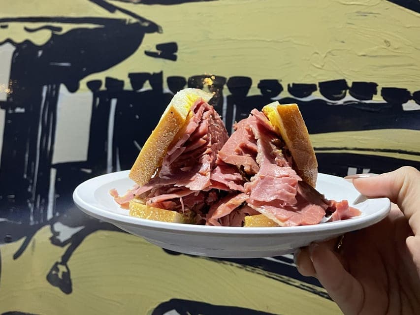 Montréal: Mile End Foodie Tour with Tasting Gallery Image 2