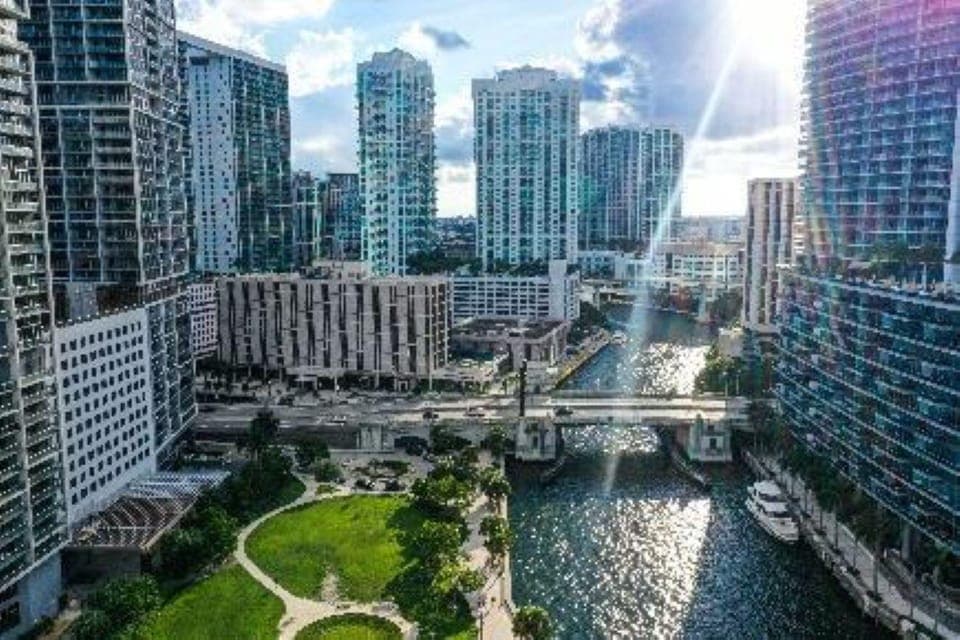 Visit to the Lighthouse - Key Biscayne - Brickell Gallery Image 4