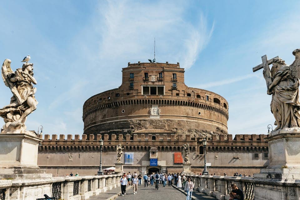 15. Castel Sant'Angelo Guided Tour - Image 15