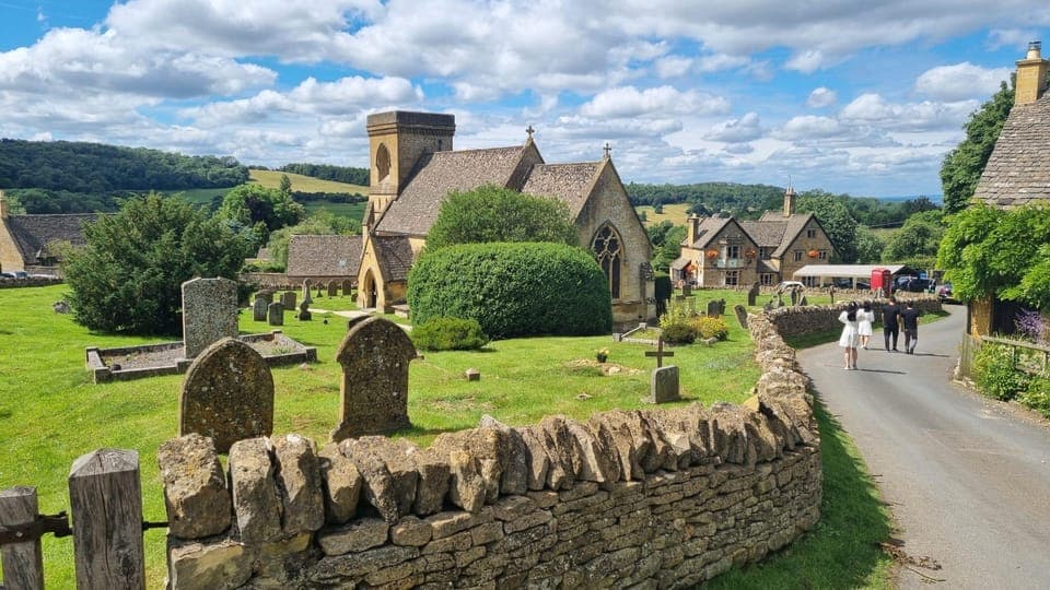 Stratford Upon Avon: Transfer to London via the Cotswolds Gallery Image 3