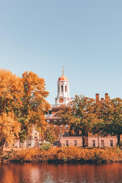 Charles River Fall Foliage Sightseeing Cruise Gallery Image 2