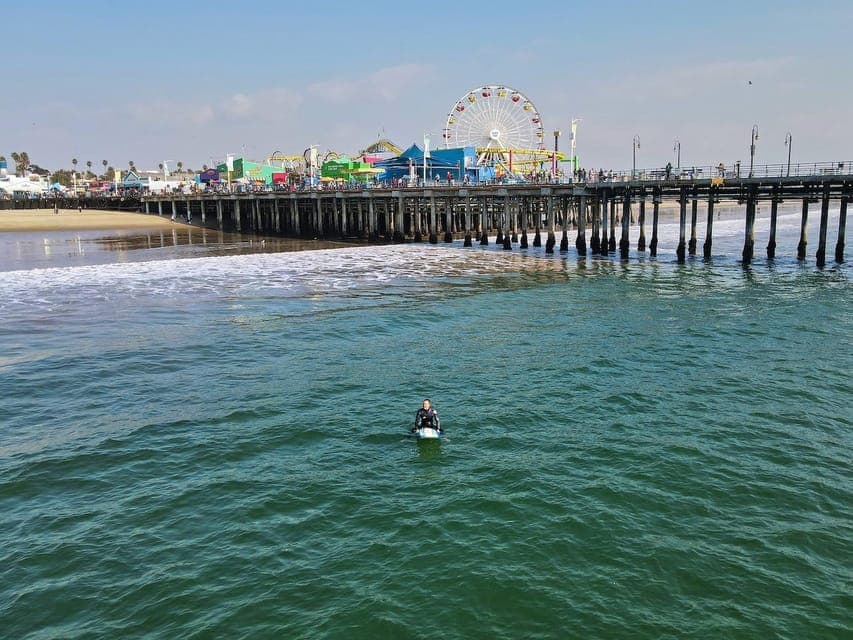 Santa Monica: Surfing Day Trip with Lunch Gallery Image 2